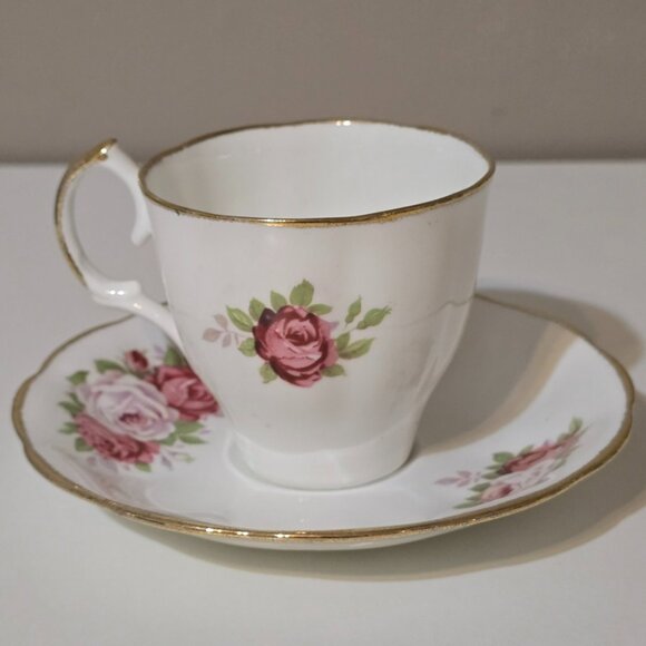 Vintage Jason England Teacup and Saucer Bone China Roses J555 - Picture 2 of 4